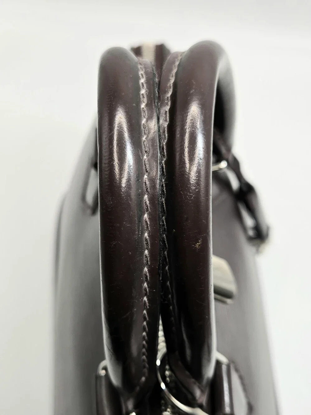 Louis Vuitton very good